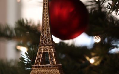 15 French Christmas Songs To Spice Up Your Holiday Playlist